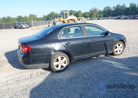 2008 Volkswagen Jetta Se/Sel z USA, uszkodzony, nr VIN 3VWRZ71K28M177113
